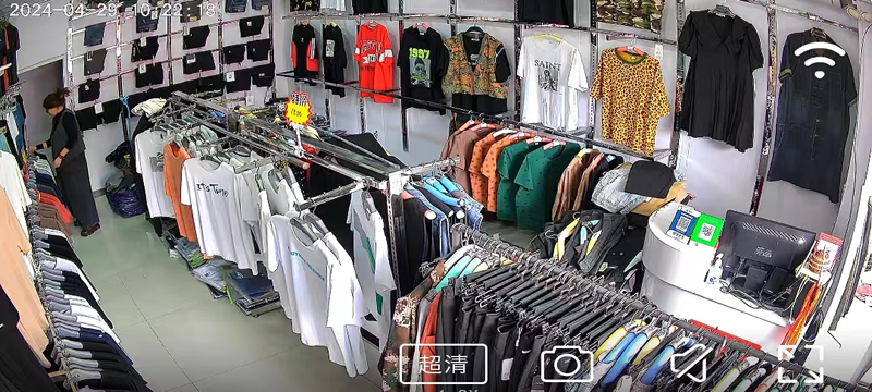 邓襄镇服装超市蜜雪冰城隔壁无光全彩球机